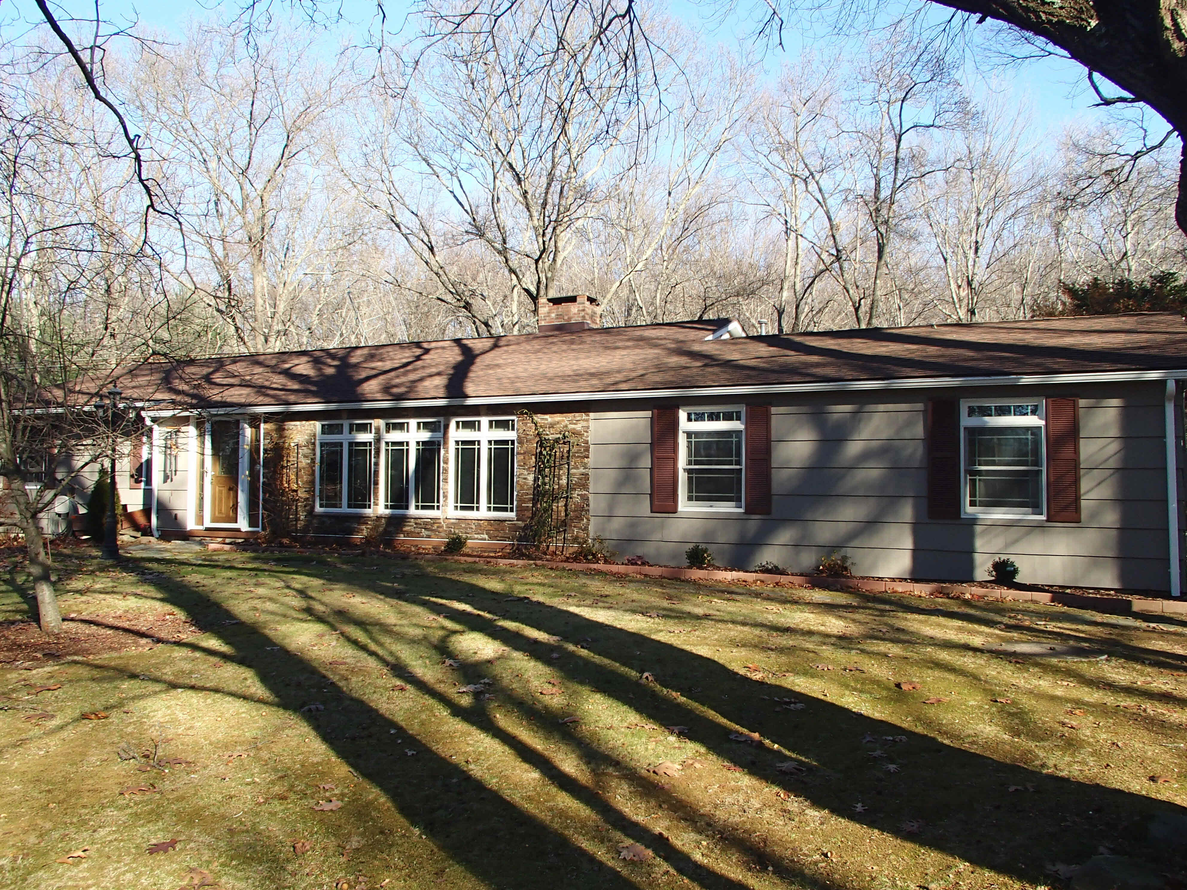 Building photograph for 99 BLUEBERRY HILL RD
